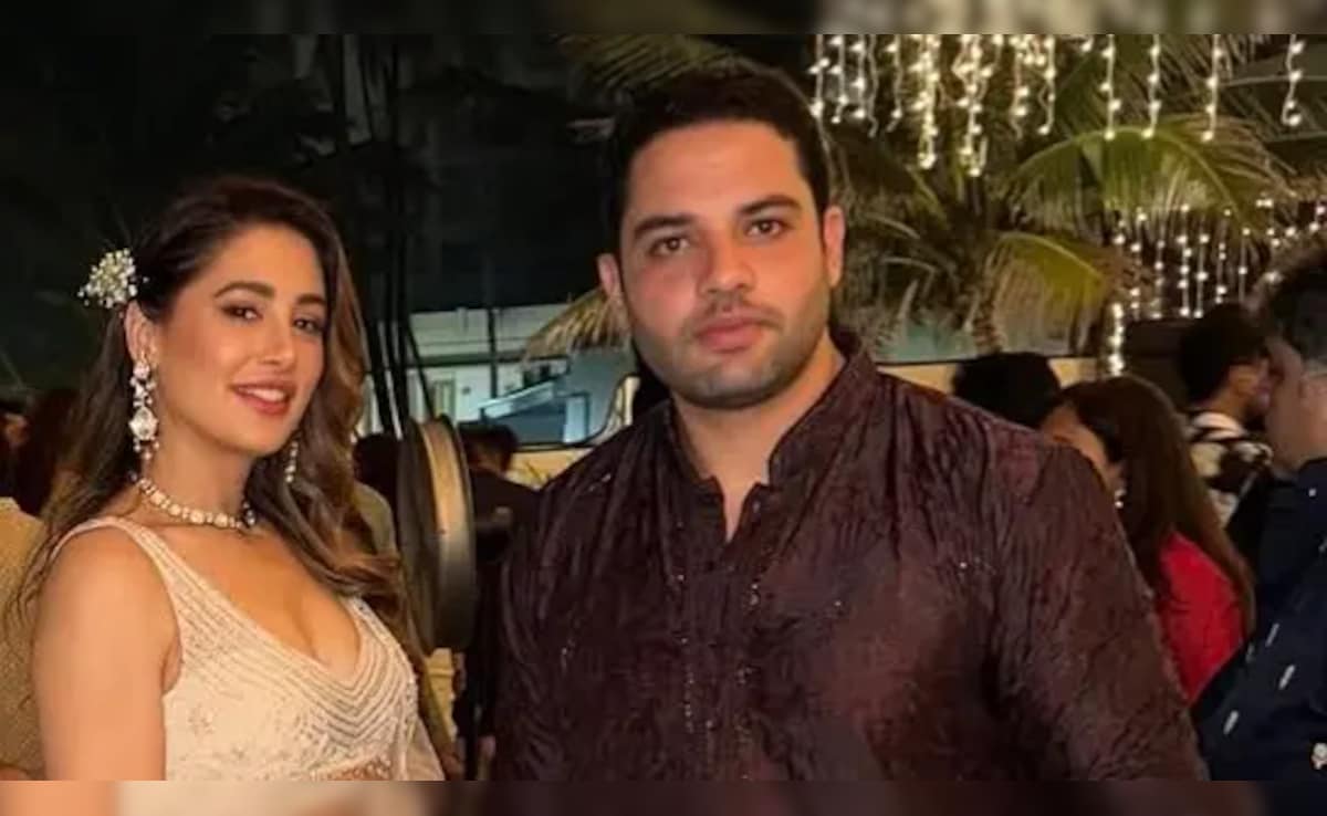 Nargis Fakhri Marries Boyfriend Tony Beig In Los Angeles. Inside Pics From Wedding Go Viral